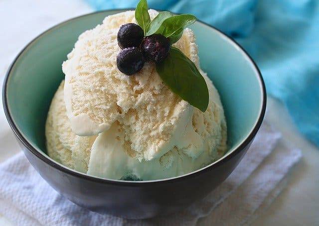 vanilla ice cream vegan