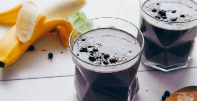 Vegan protein shake with blueberries and peanut butter